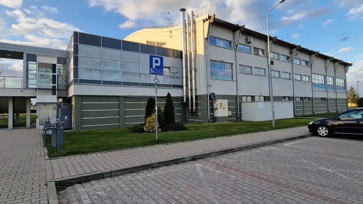 Aquapark Granit w Strzelinie: Błękitny relaks po zmroku – nastrojowa ucieczka od zimowej aury