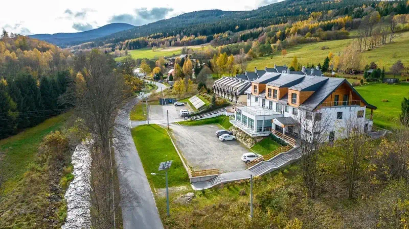 Hotel Pod Śnieżnikiem: Luksus u wrót Jaskini Niedźwiedziej