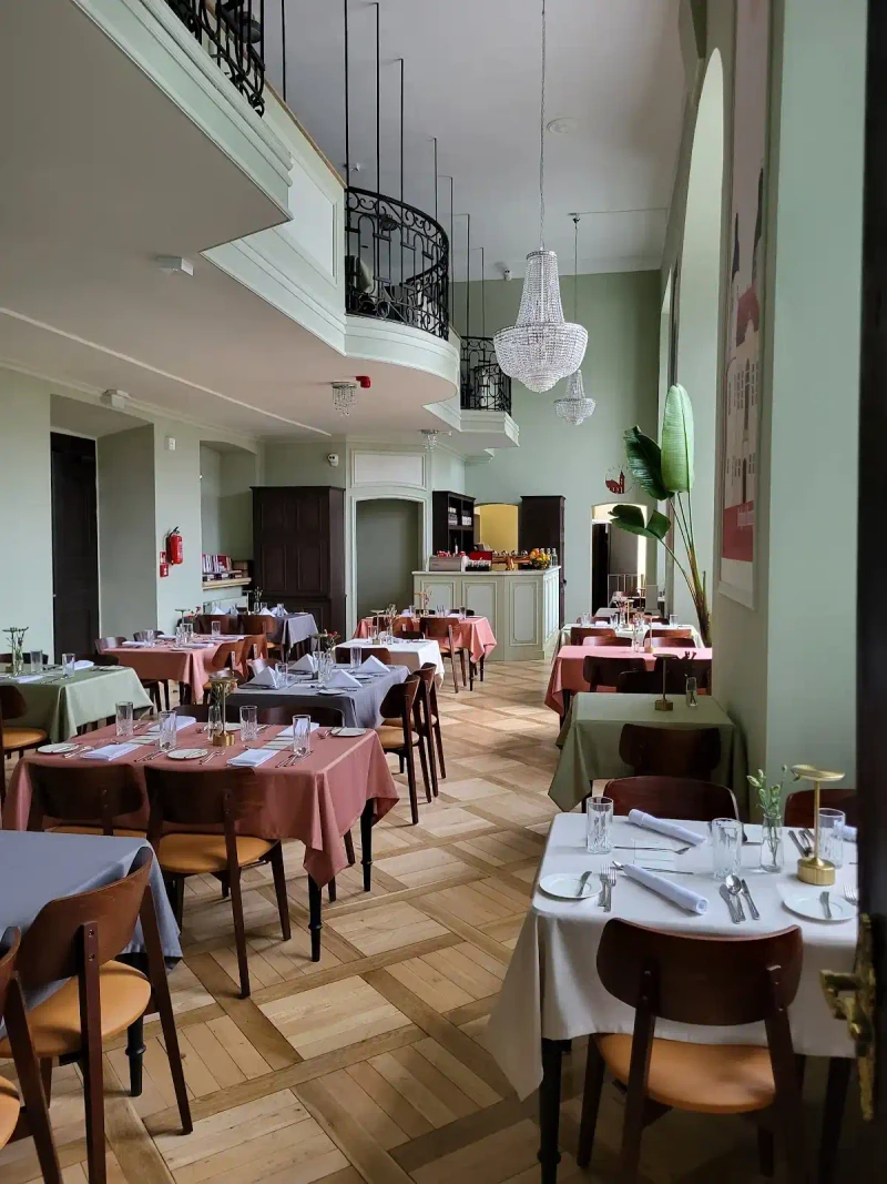 Restauracja Biblioteka: Kulinarna podróż w Kudowie-Zdroju