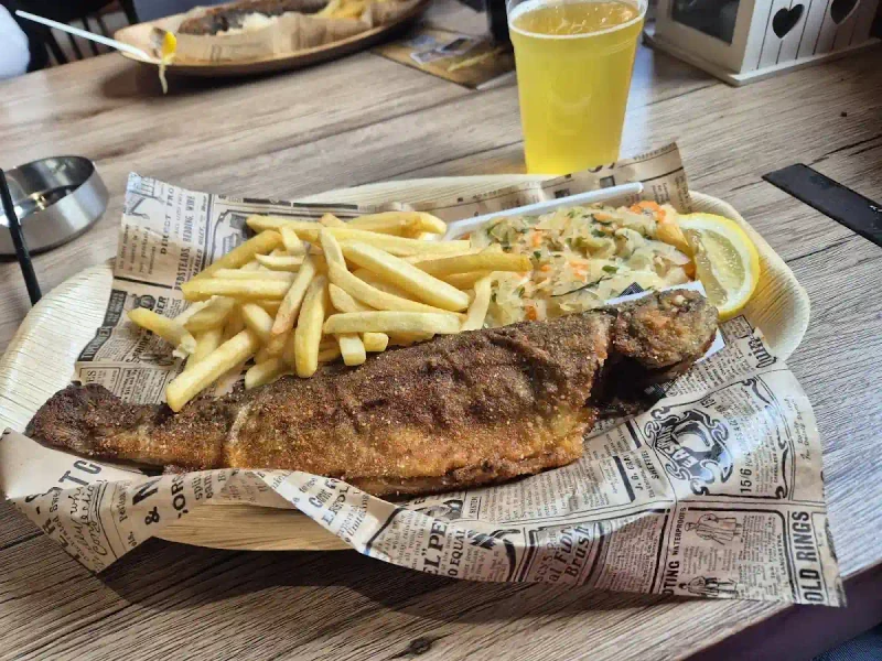 Złoty Pstrąg w Boguszynie: Świeża ryba prosto z wody