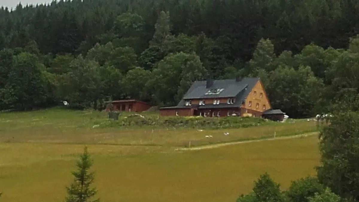 Dlaczego warto odwiedzić CHALUPA SEMaFOR właśnie teraz?