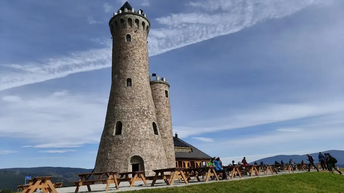 Góry Złote: Dzika perła Sudetów, gdzie czas zatrzymał się w sztolniach