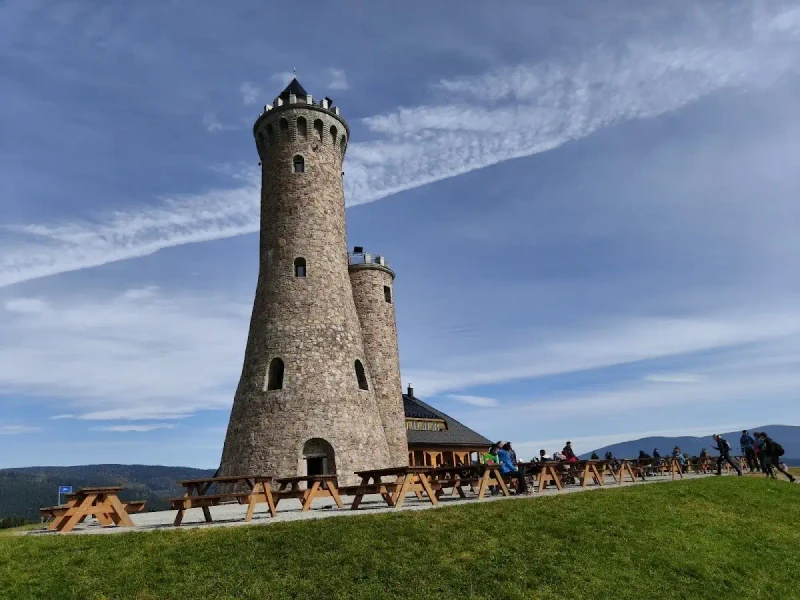 Góry Złote: Dzika perła Sudetów, gdzie czas zatrzymał się w sztolniach