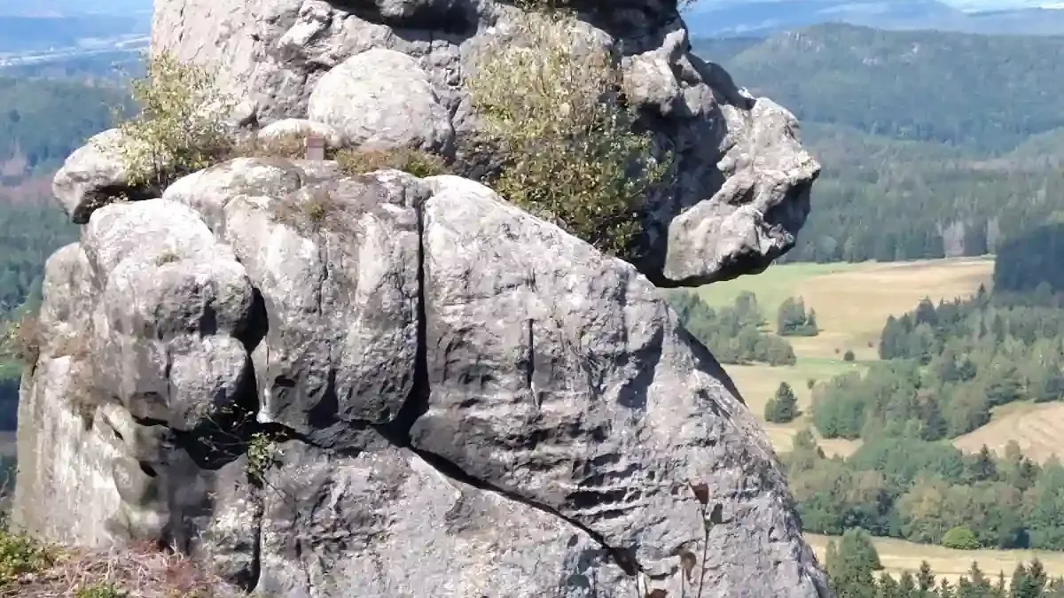 Błędne Skały: Zimowy labirynt niczym z opowieści z Narnii