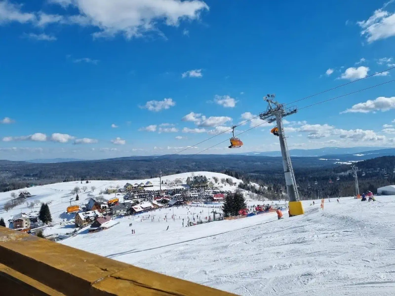Gryglówka Zieleniec: Rodzinne szaleństwo na stoku