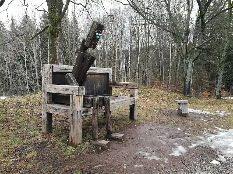 Bajkowa Muchomůrka: Architektoniczna ciekawostka Karkonoszy