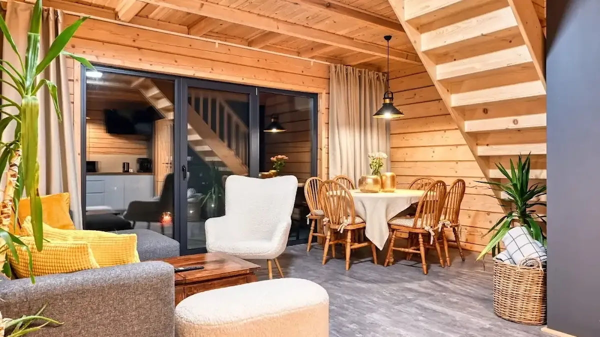 Osada Bożków: Twój prywatny azyl w Górach Sowich