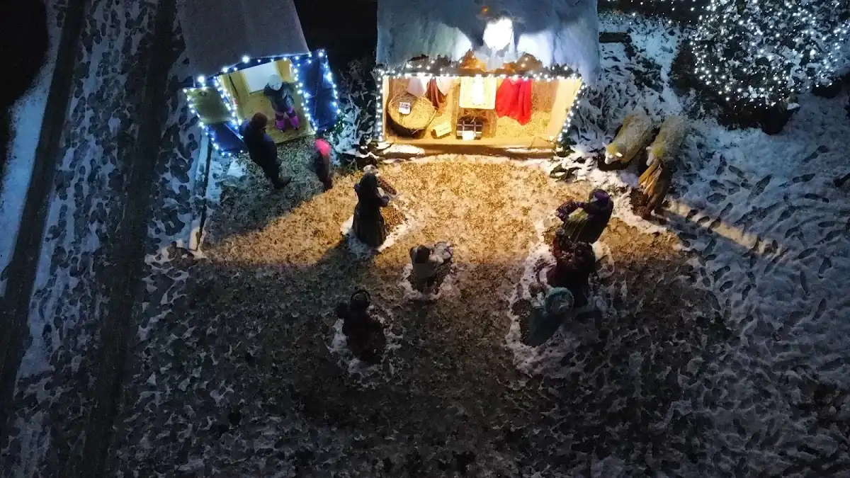 Detale szopki w Jaromerzu.