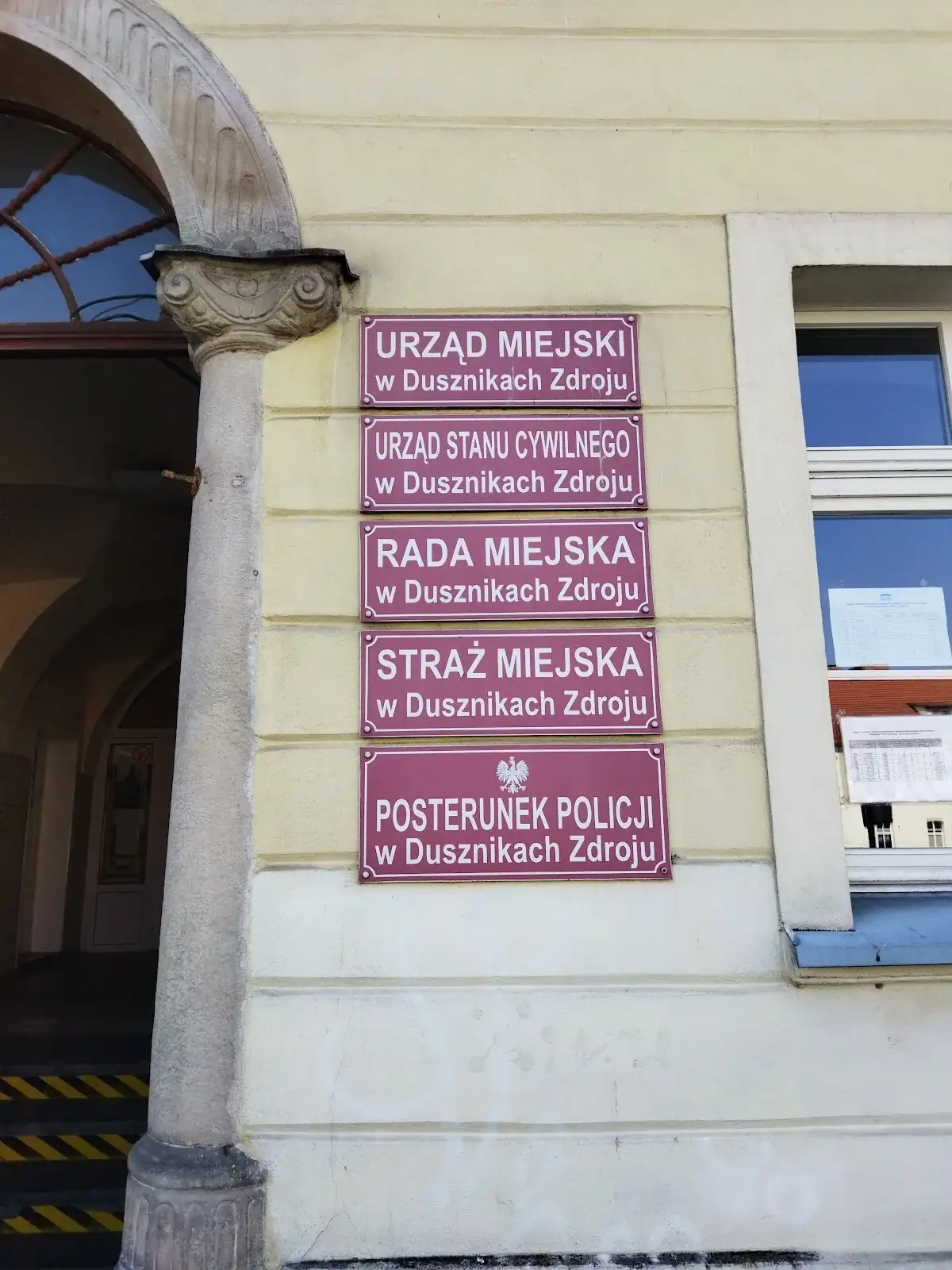 Wejście do Ratusza.