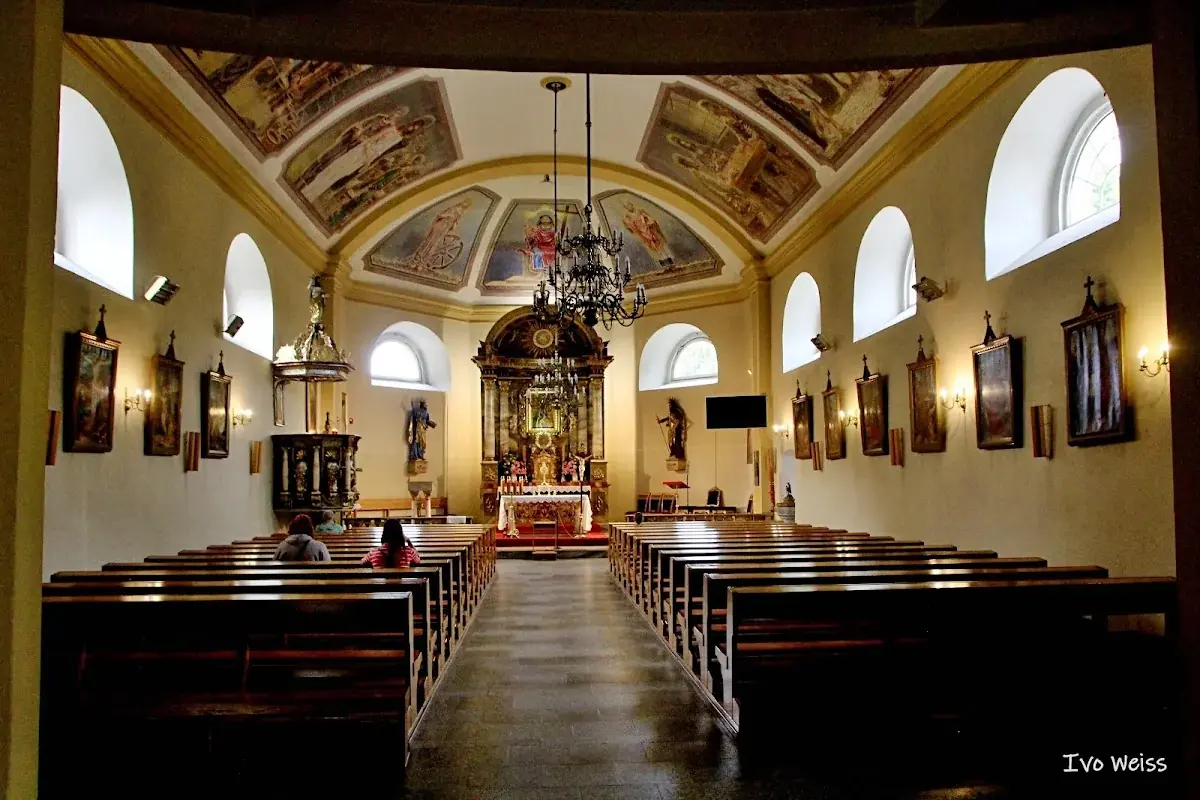 Barokowe wnętrze kościoła.